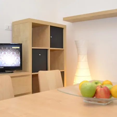 Raffaella ビビオーネ